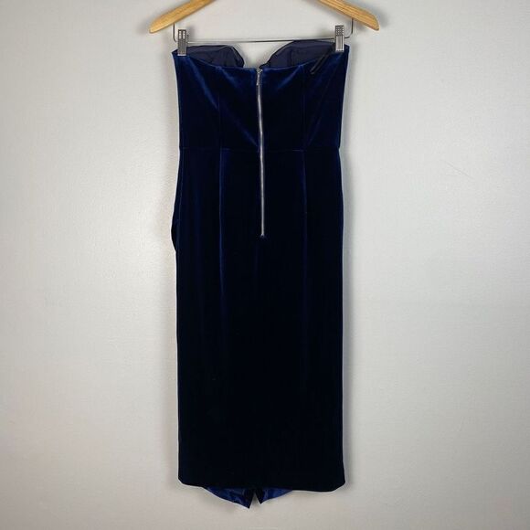 Yumi Kim Velvet Allure Strapless Dress in Navy - Picture 5 of 11